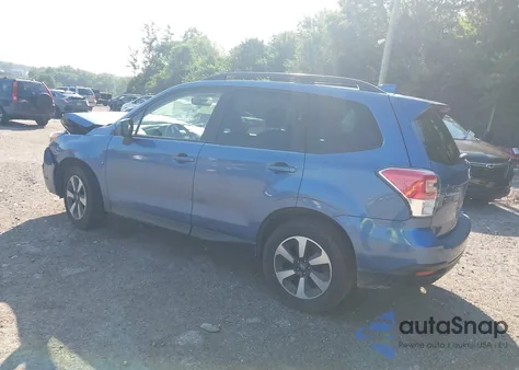 2017 Subaru Forester 2.5I Premium z USA, uszkodzony, nr VIN JF2SJAEC8HH453120